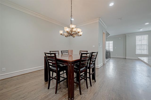 5226 Kiam Street 1002, Houston, TX 77007