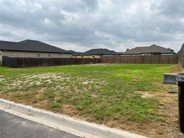 000 Fannin Street, Weslaco, TX 78599