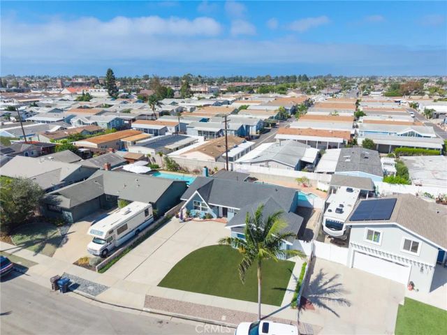 16281 Saratoga Lane, Huntington Beach, CA 92649