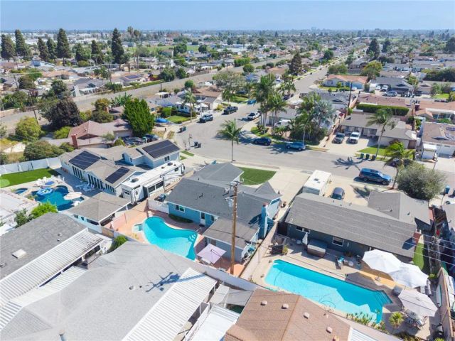 16281 Saratoga Lane, Huntington Beach, CA 92649