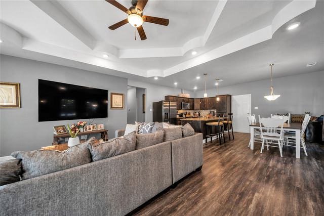 2435 Live Oak Street, Quinlan, TX 75474