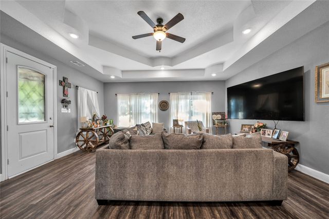 2435 Live Oak Street, Quinlan, TX 75474
