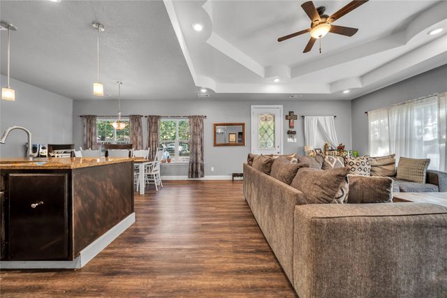 2435 Live Oak Street, Quinlan, TX 75474