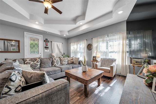 2435 Live Oak Street, Quinlan, TX 75474