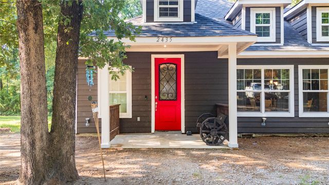 2435 Live Oak Street, Quinlan, TX 75474