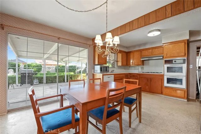 2122 Saticoy, Pomona, CA 91767
