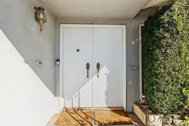 2122 Saticoy, Pomona, CA 91767