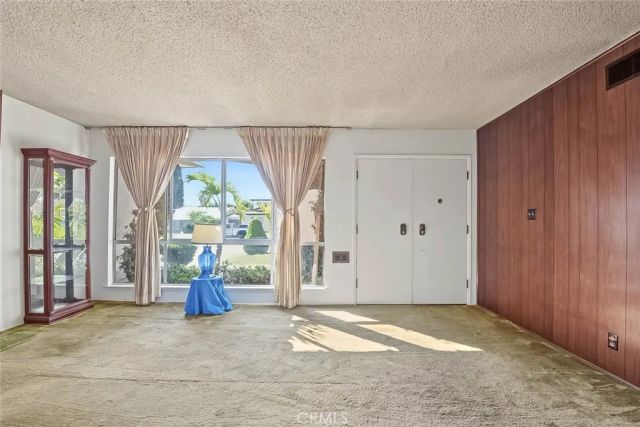 2122 Saticoy, Pomona, CA 91767