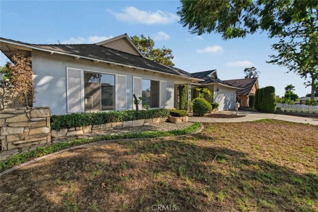 2122 Saticoy, Pomona, CA 91767