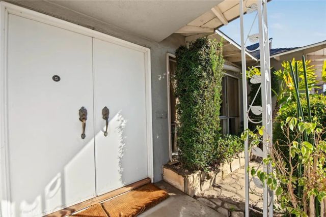 2122 Saticoy, Pomona, CA 91767