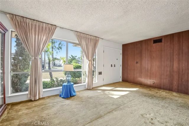 2122 Saticoy, Pomona, CA 91767
