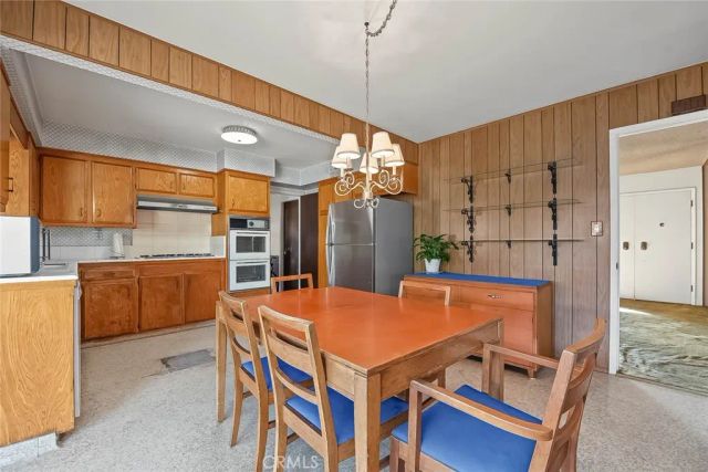 2122 Saticoy, Pomona, CA 91767