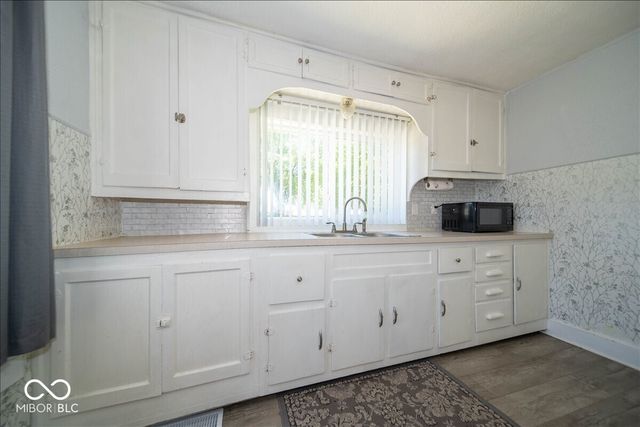 3316 S Tacoma Avenue, Indianapolis, IN 46237