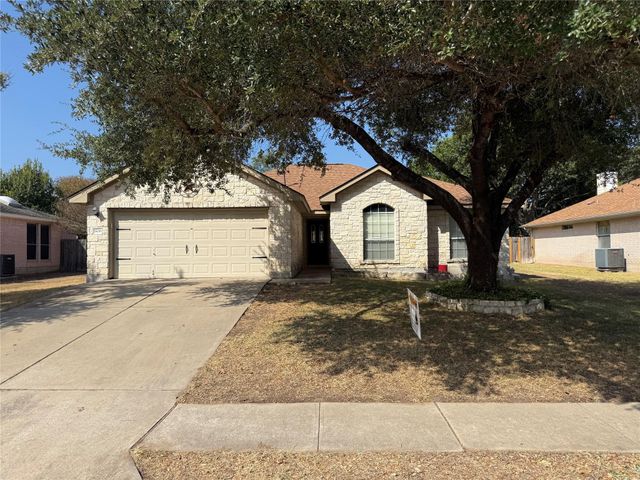 808 Sunflower DR, Pflugerville, TX 78660