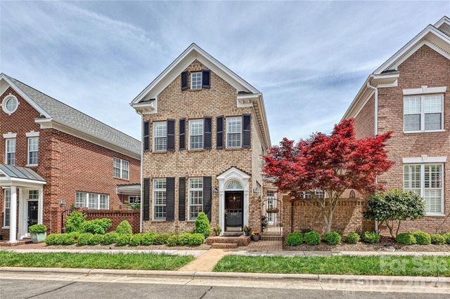 6327 Kiftsgate Court, Charlotte, NC 28226