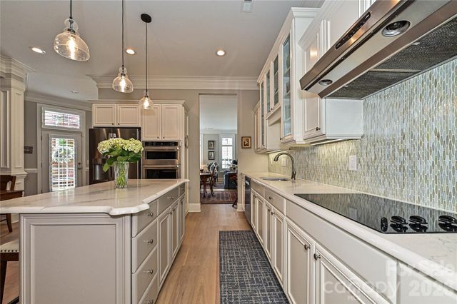 6327 Kiftsgate Court, Charlotte, NC 28226