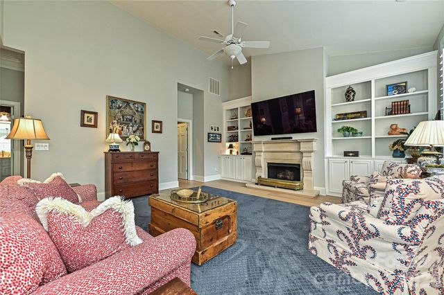 6327 Kiftsgate Court, Charlotte, NC 28226