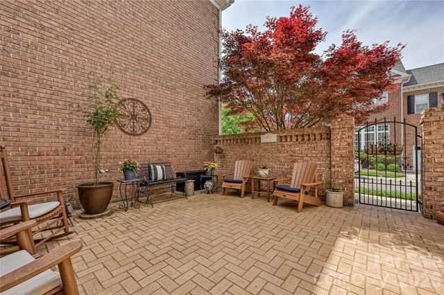 6327 Kiftsgate Court, Charlotte, NC 28226