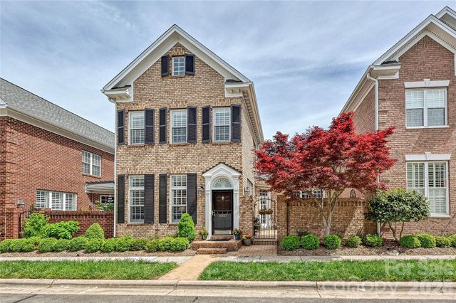 6327 Kiftsgate Court, Charlotte, NC 28226