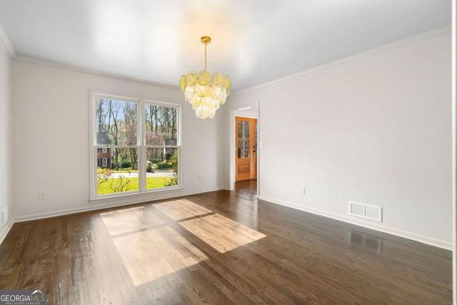 490 Guilford Circle, Marietta, GA 30068