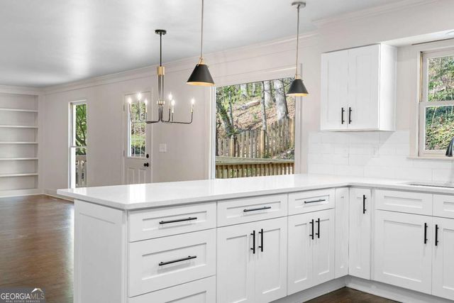 490 Guilford Circle, Marietta, GA 30068