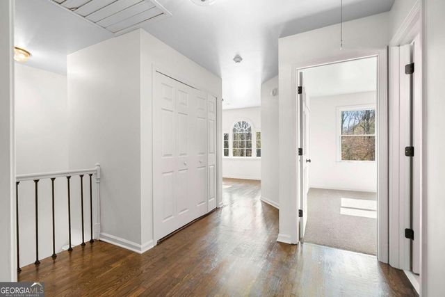 490 Guilford Circle, Marietta, GA 30068