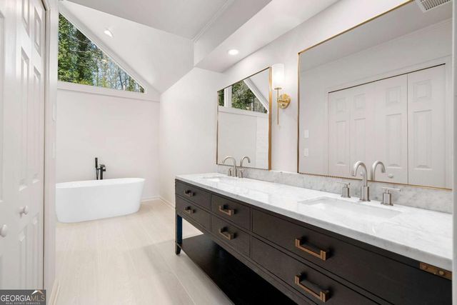 490 Guilford Circle, Marietta, GA 30068