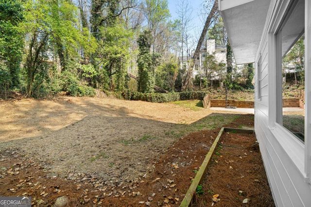 490 Guilford Circle, Marietta, GA 30068