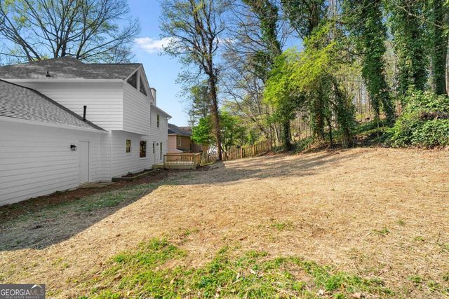 490 Guilford Circle, Marietta, GA 30068