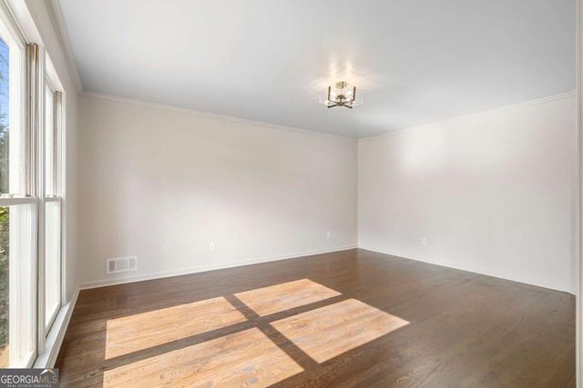 490 Guilford Circle, Marietta, GA 30068