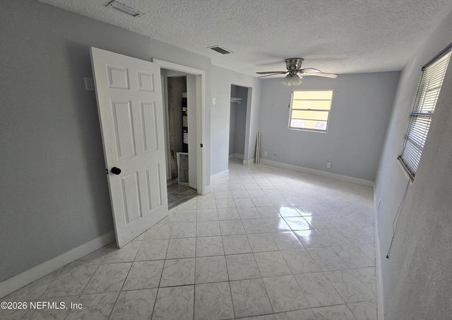 10856 BONNELLY Drive, Jacksonville, FL 32218