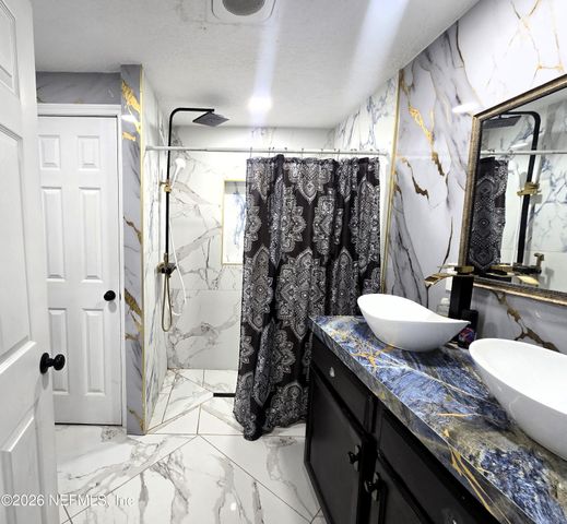 10856 BONNELLY Drive, Jacksonville, FL 32218