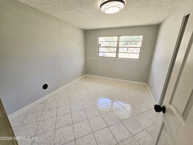 10856 BONNELLY Drive, Jacksonville, FL 32218