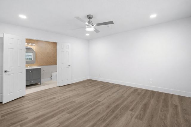 2008 E Peters Colony Road, Carrollton, TX 75007