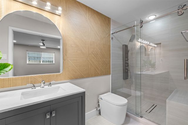 2008 E Peters Colony Road, Carrollton, TX 75007