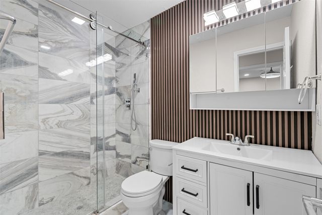 2008 E Peters Colony Road, Carrollton, TX 75007