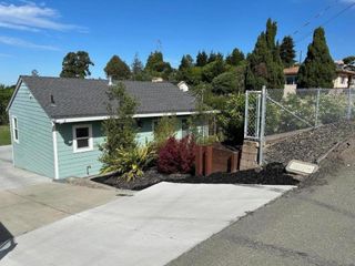 5025 Hilltop Drive, El Sobrante, CA 94803