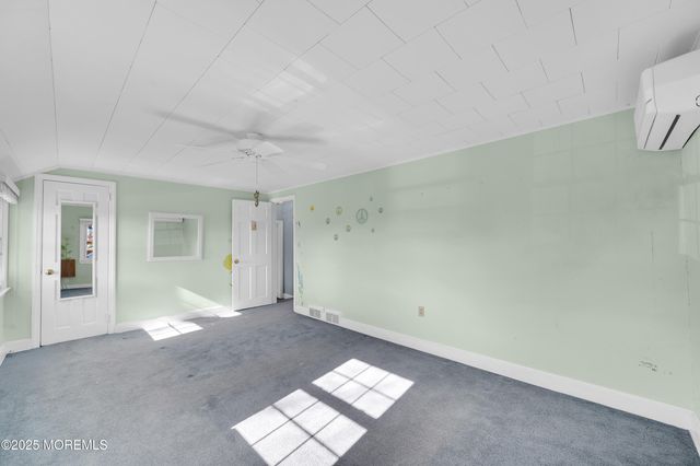 721 Crescent Place, Sea Girt, NJ 08750