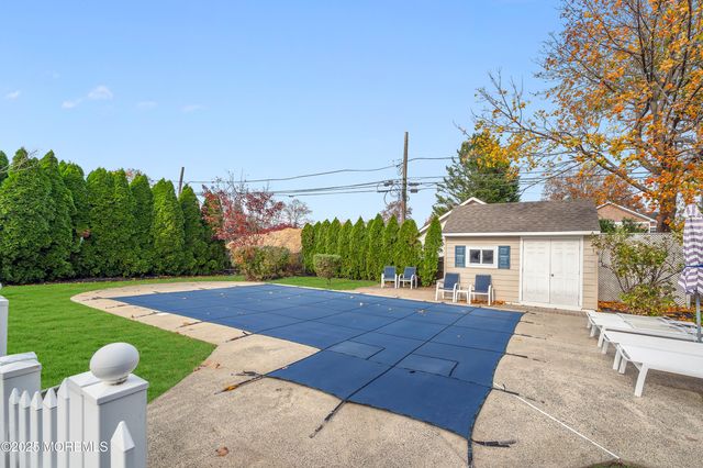 721 Crescent Place, Sea Girt, NJ 08750