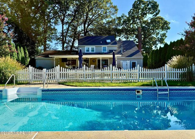 721 Crescent Place, Sea Girt, NJ 08750