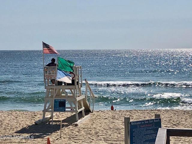 721 Crescent Place, Sea Girt, NJ 08750