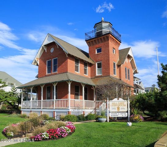 721 Crescent Place, Sea Girt, NJ 08750