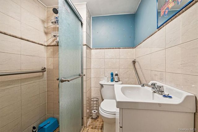 3805 Sedgwick Avenue, Bronx, NY 10463