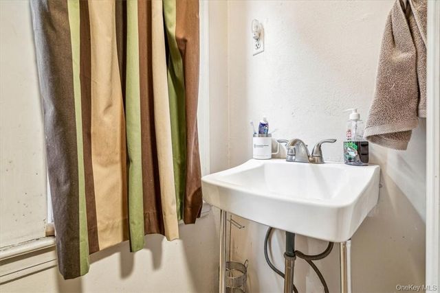 3805 Sedgwick Avenue, Bronx, NY 10463