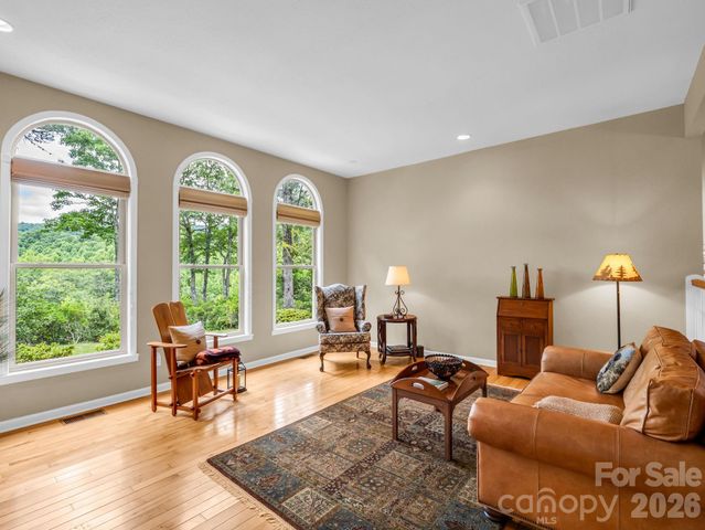 131 Arcadia Falls Way, Black Mountain, NC 28711