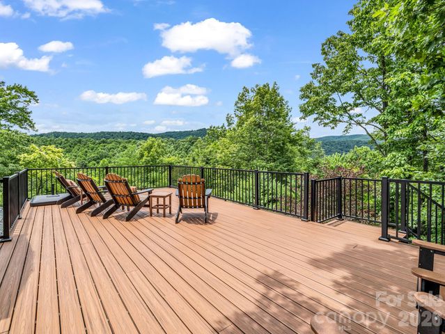 131 Arcadia Falls Way, Black Mountain, NC 28711