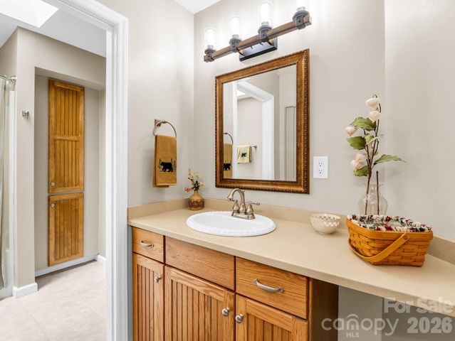 131 Arcadia Falls Way, Black Mountain, NC 28711