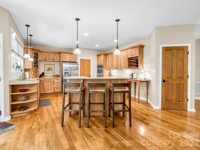 131 Arcadia Falls Way, Black Mountain, NC 28711