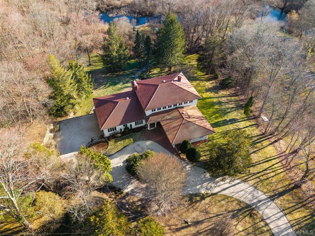 105 Cross Pond Road, Pound Ridge, NY 10576