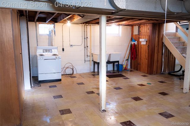 18954 Albion Street, Detroit, MI 48234